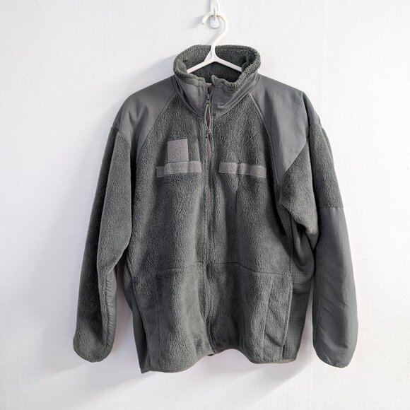 US Army Surplus Fleece Jacket ECWCS Gen III Level 3 Size Medium - Picture 1 of 4